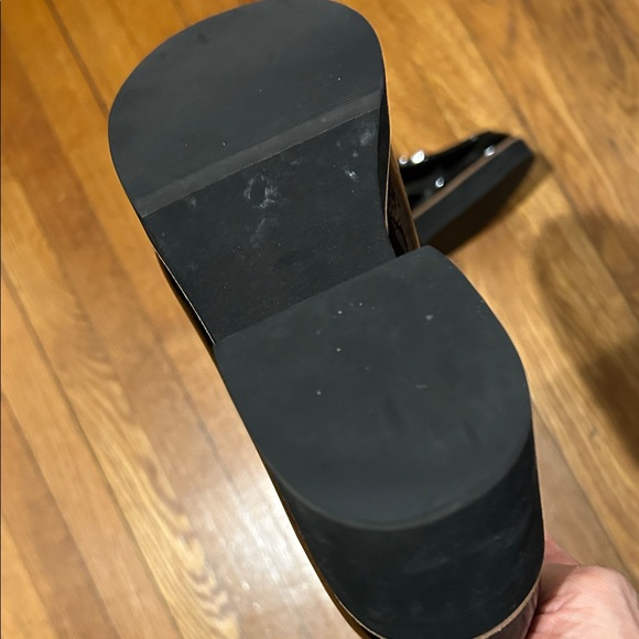 Eileen Fisher Shiny Black Loafers - Picture 5 of 8